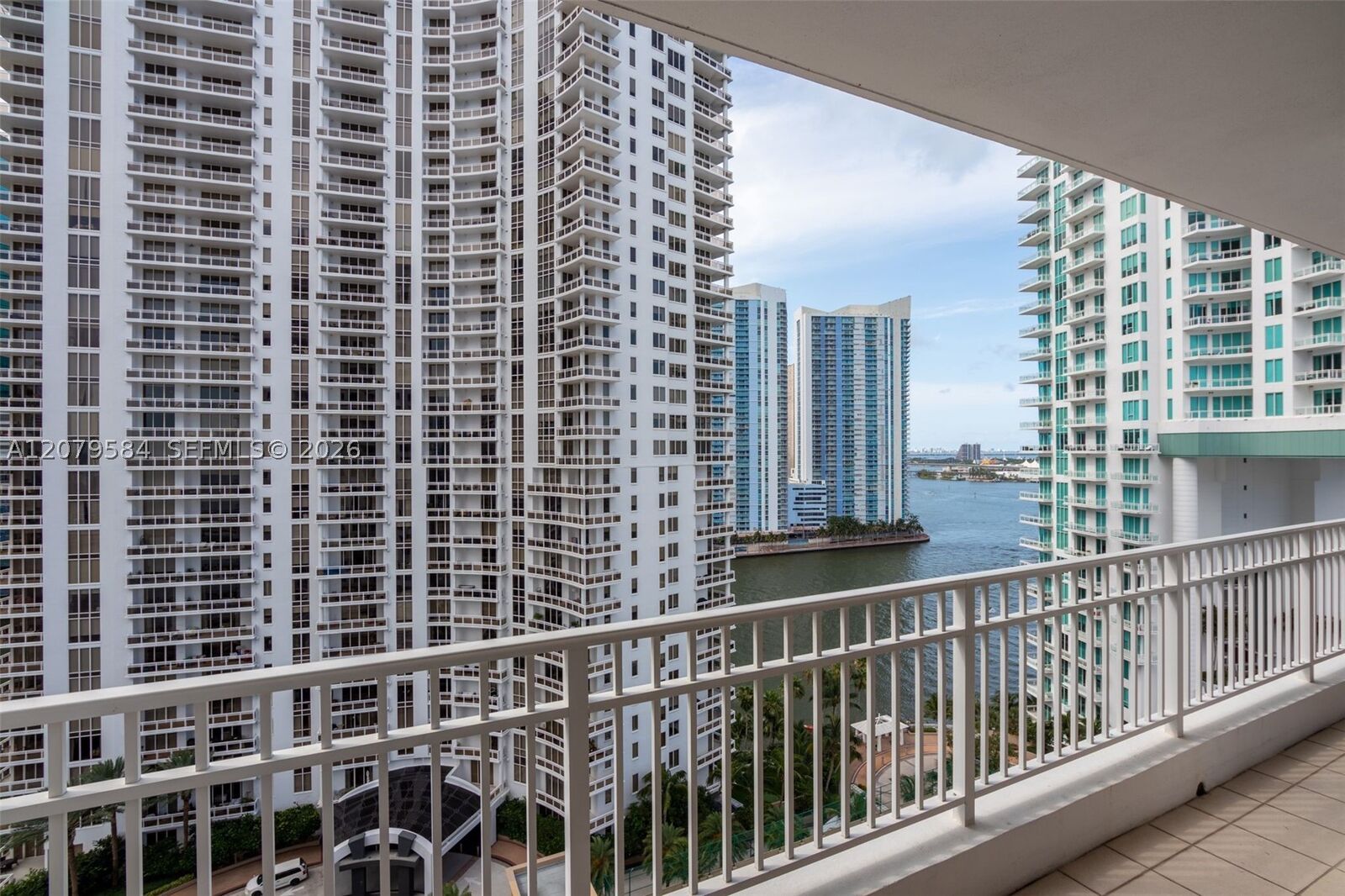 Property Photo:  801 Brickell Key Blvd 2110  FL 33131 