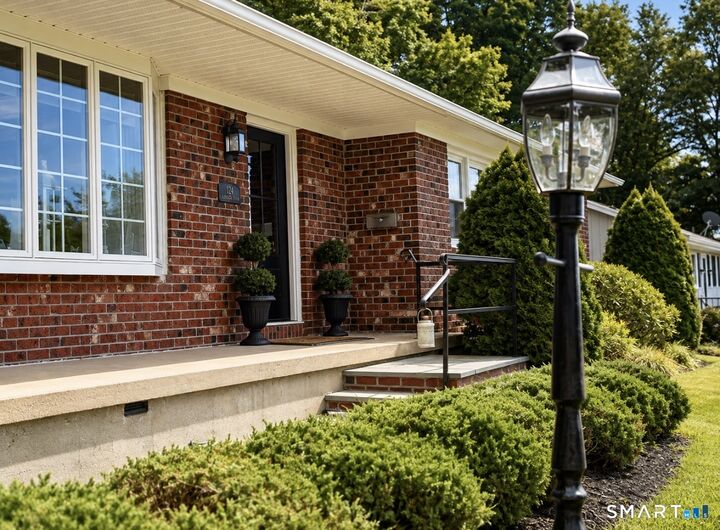 Property Photo:  124 Beverly Road  CT 06790 