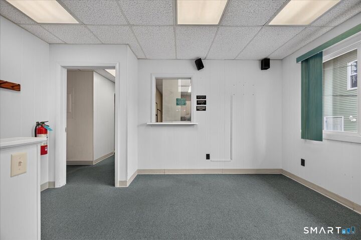Property Photo:  268 Montauk Avenue 268  CT 06320 