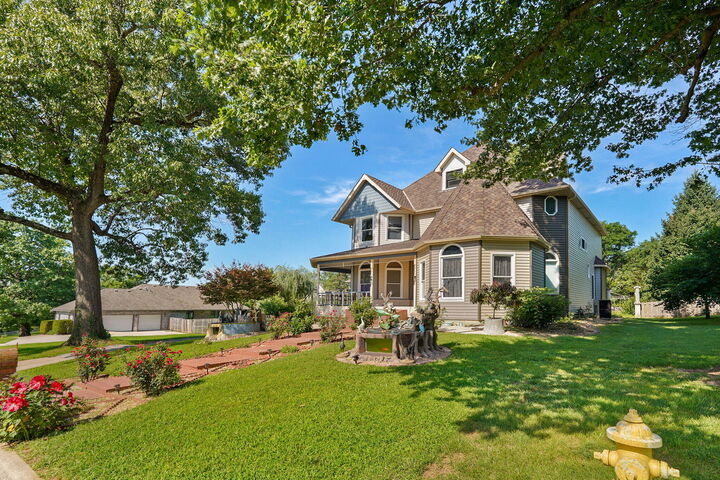 Property Photo: 4967 S Buckingham Lane MO 65810