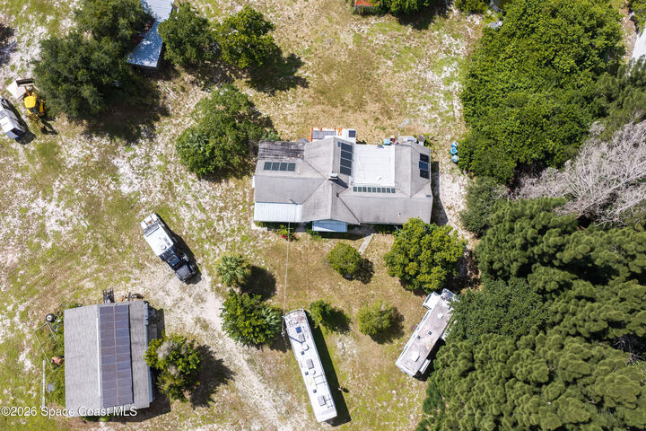Property Photo:  6715 Whispering Pines Lane  FL 32949 
