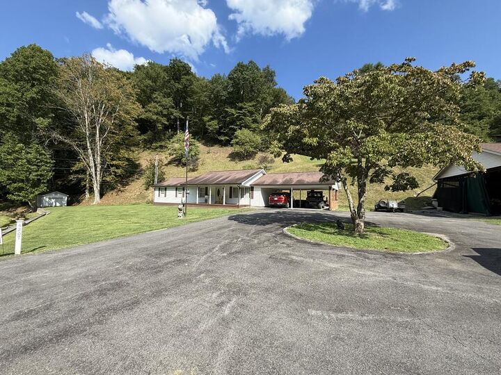 Property Photo:  4207 Poplar Creek Rd  VA 24614 