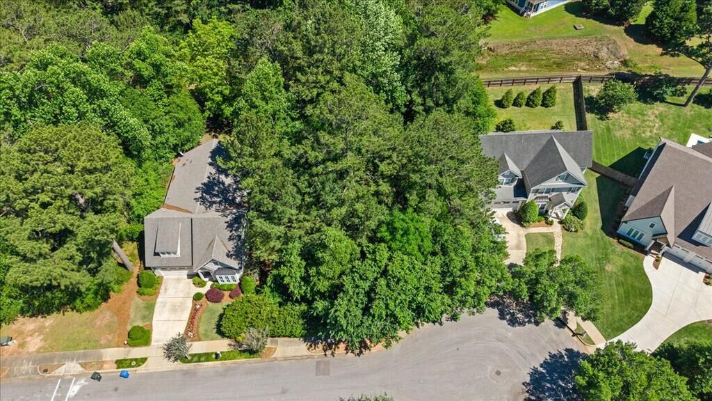 Property Photo: 203 Hedgerose Lane AL 36305