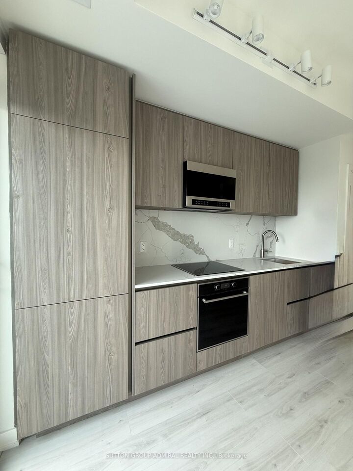 Property Photo:  120 Broadway Avenue # 2204 N  ON M4P 0E9 