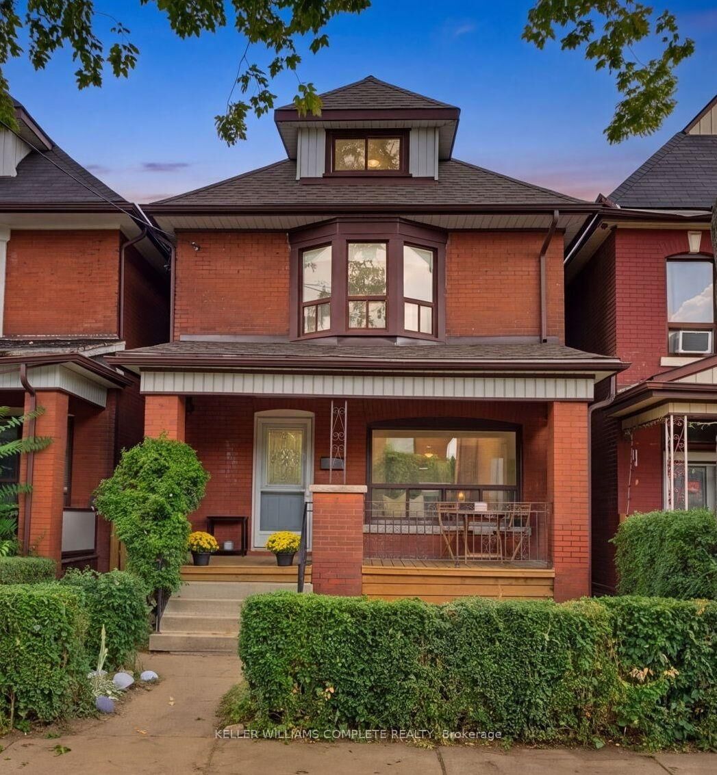 Property Photo:  23 Nightingale Street  ON L8L 1R5 