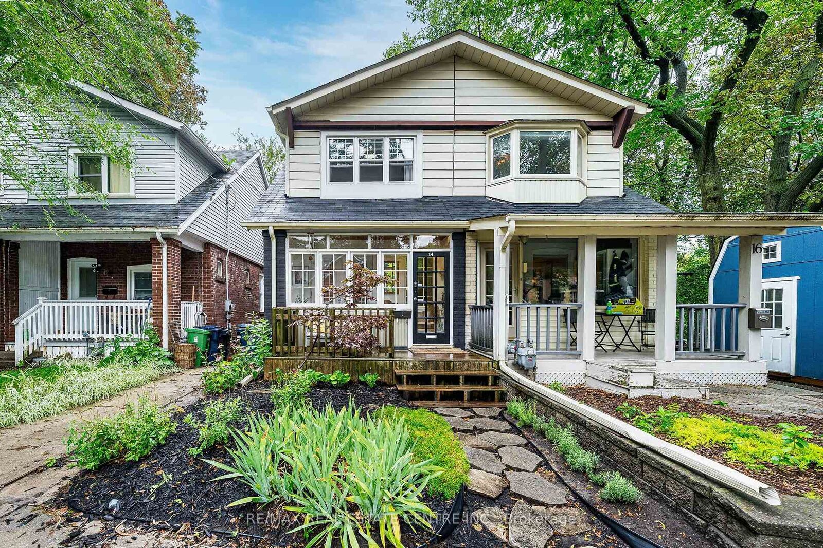 Property Photo:  14 Wildwood Crescent  ON M4L 2K7 