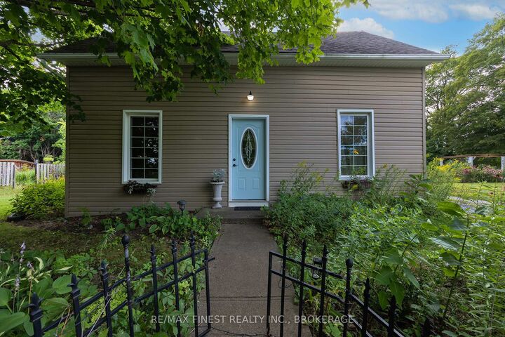 Property Photo:  3286 County Road 6 N/A  ON K0K 3N0 