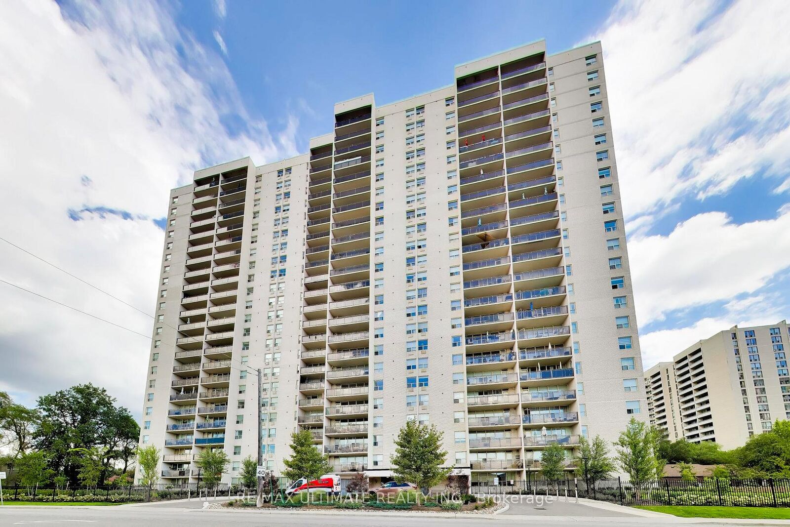 Property Photo:  155 Marlee Avenue 608  ON M6B 4B5 
