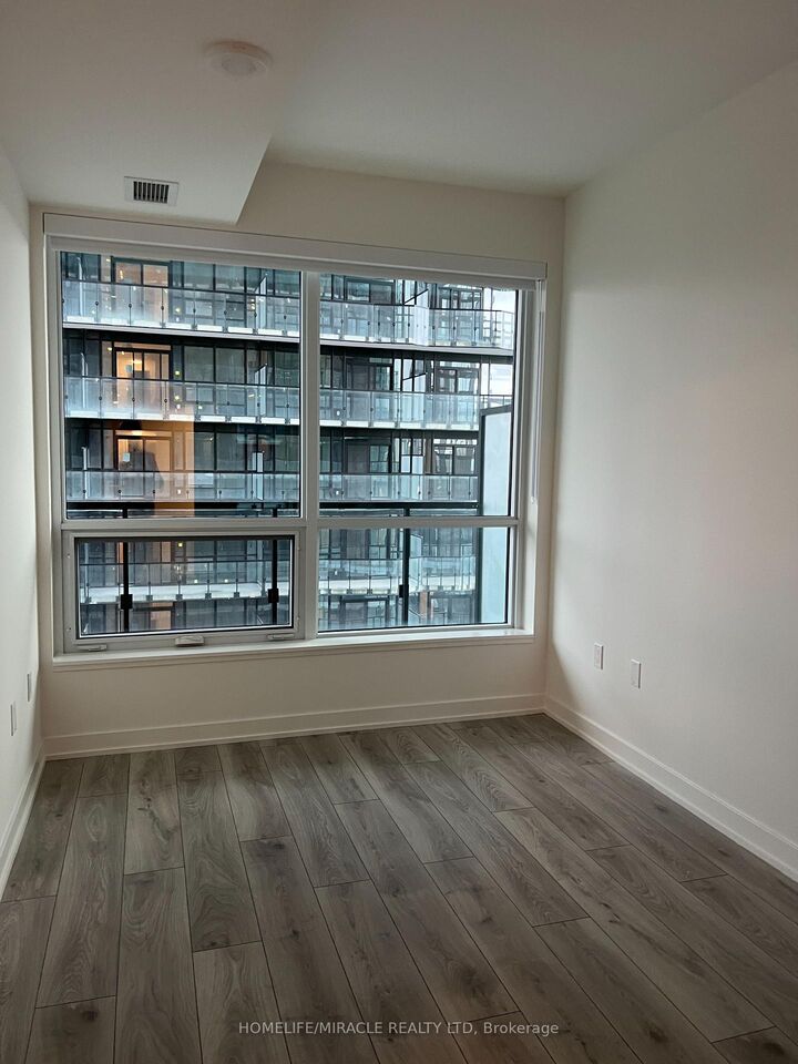 Property Photo:  110 Broadway Avenue 1706  ON M4P 1V7 