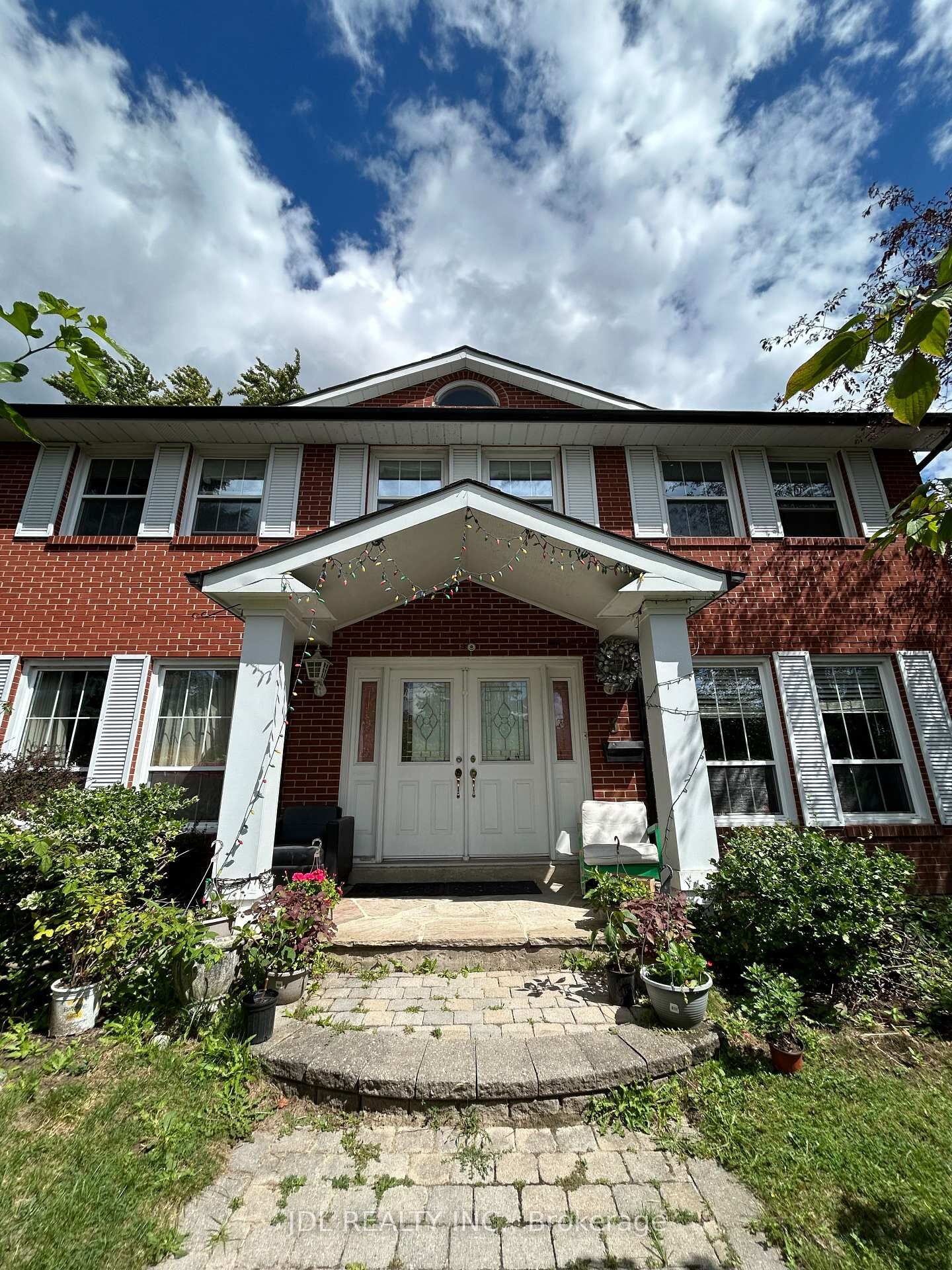 Property Photo:  3 Butterfield Dr Drive Master Bedroom Aa Bsmt  ON M3A 2L9 