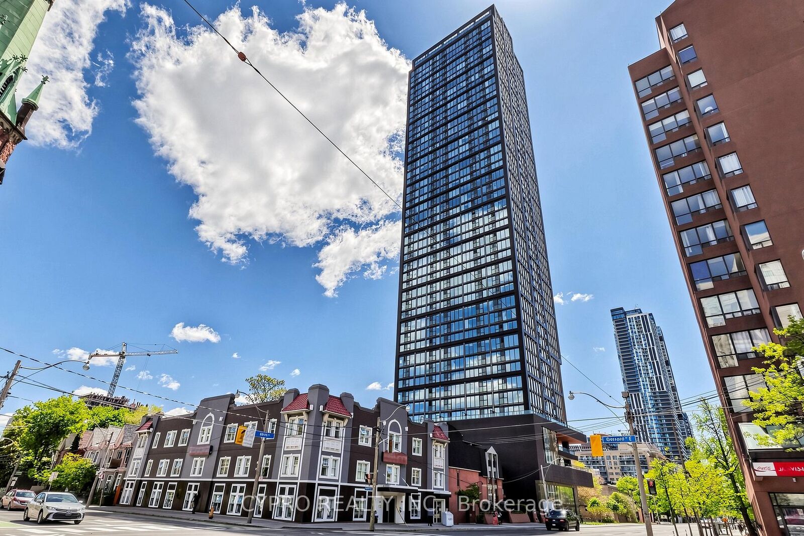 Property Photo:  319 Jarvis Street 3802  ON M5B 0C8 