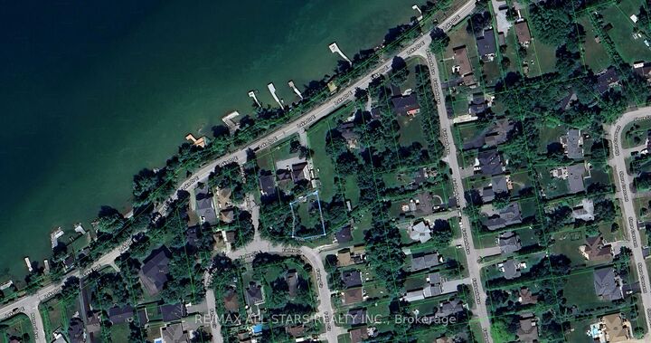 Property Photo:  68 Farley Circle  ON L0E 1S0 