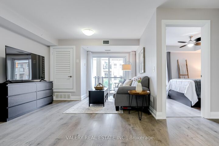 Property Photo:  481 Rupert Avenue 226  ON L4A 1Y7 