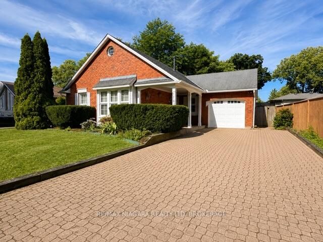Property Photo: 2781 Mercury Avenue ON L2J 3X8