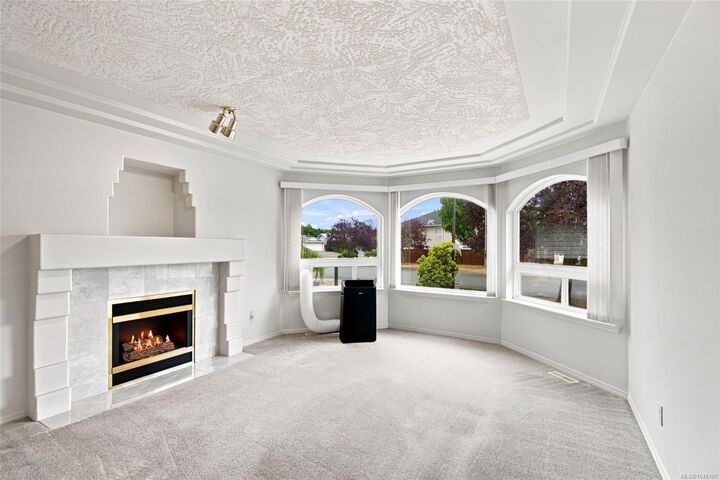 Property Photo:  288 Lodgepole Dr  BC V9P 2S3 