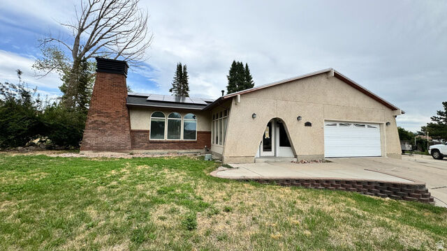 Property Photo: 4114 W Kirkwall Cir UT 84009