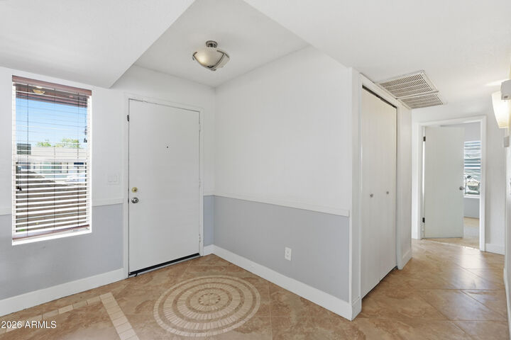 Property Photo:  2202 E Hampton Avenue  AZ 85204 