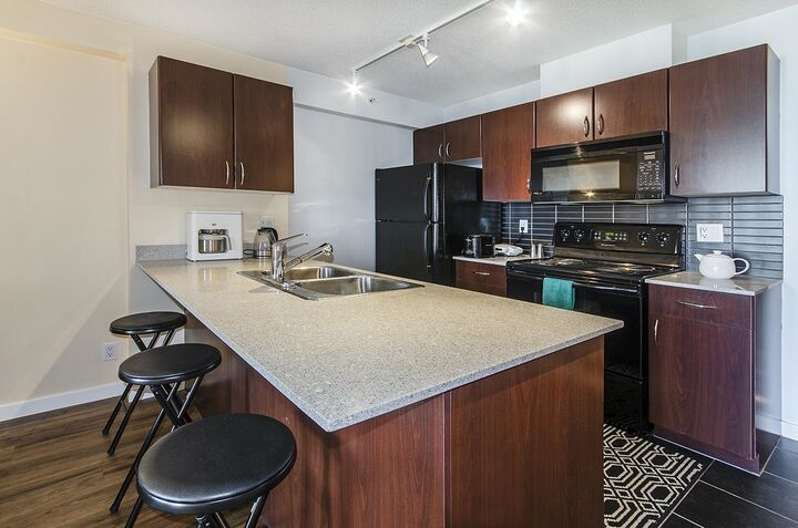 Property Photo:  938 Smithe Street 1513  BC V6Z 3H8 