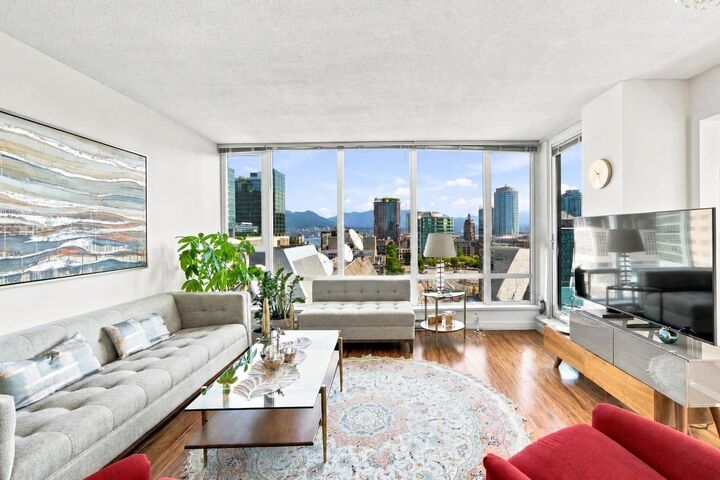 Property Photo:  233 Robson Street 1703  BC V6B 0E8 
