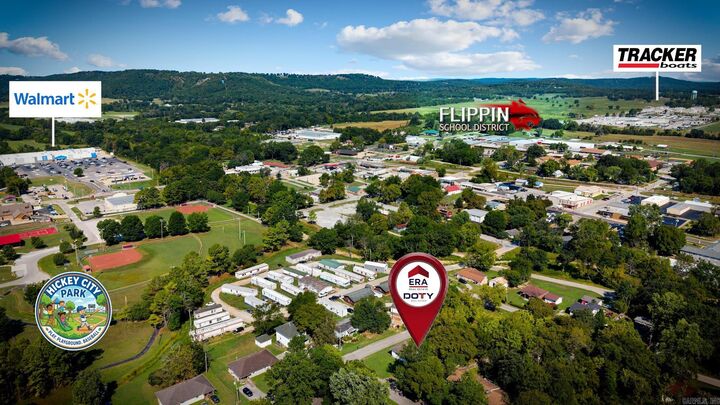 Property Photo:  301 Winchester Street  AR 72634 