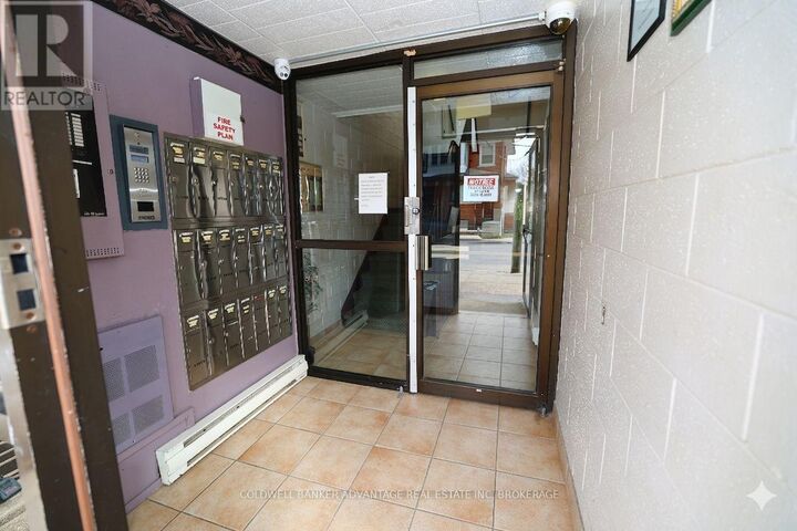 Property Photo: 4692 Crysler Avenue 102 ON L2E 3V8