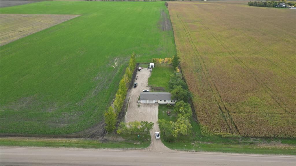 Photo de la propriété:  34088 (Blumenhoff) 41N Road  MB R0A 0C1 
