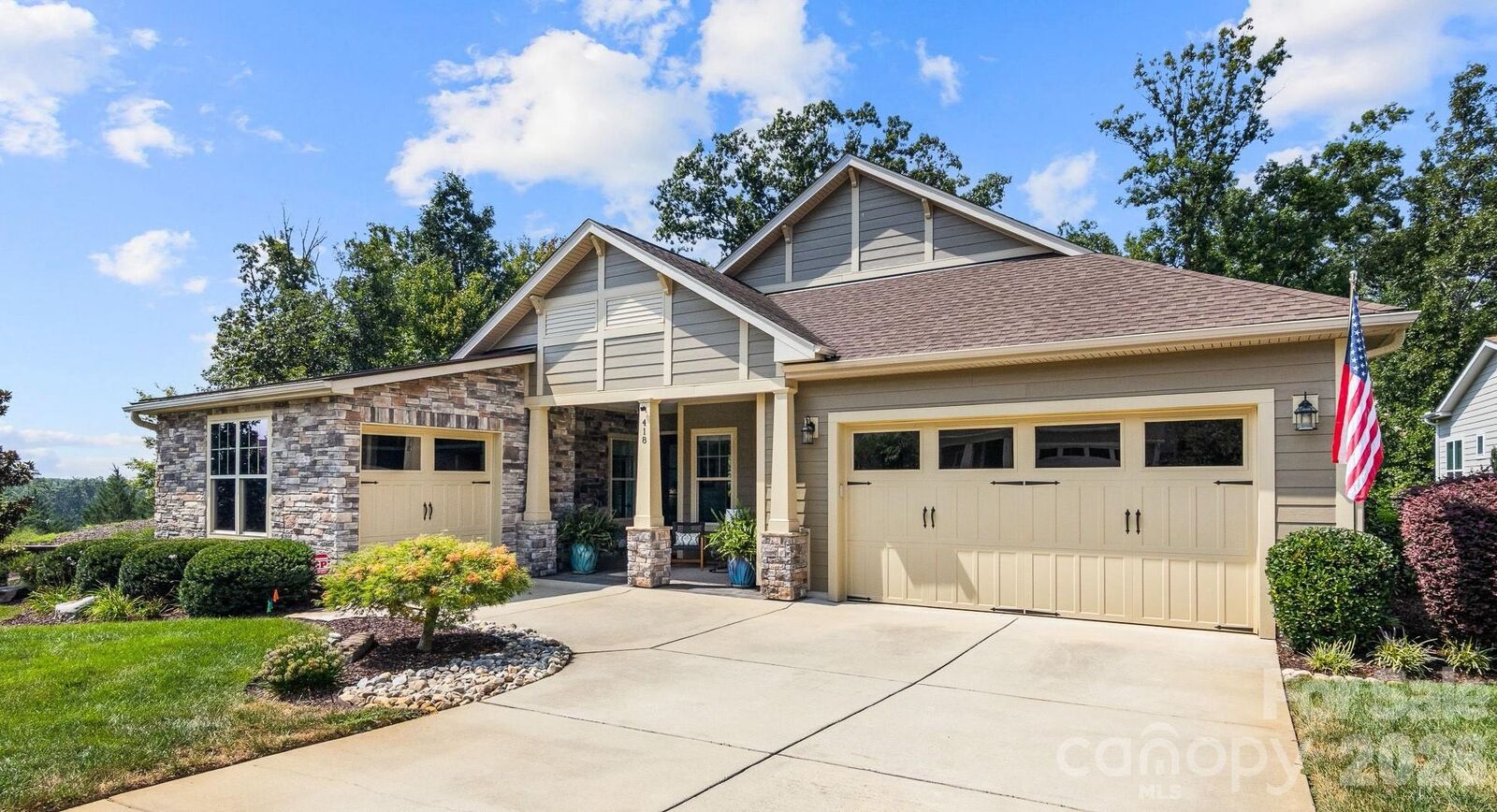 Property Photo:  418 Flat Rock Drive  NC 28037 