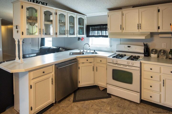 Property Photo: 1272 W Lyons 1 WY 82072