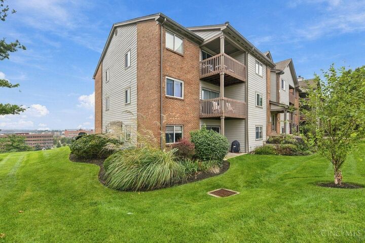 Property Photo: 8929 Eagleview Drive OH 45069