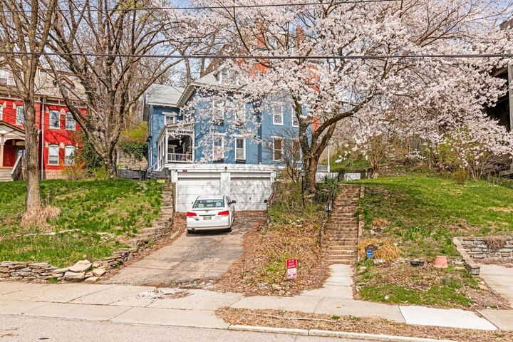 Property Photo:  2106 Kemper Lane  OH 45206 