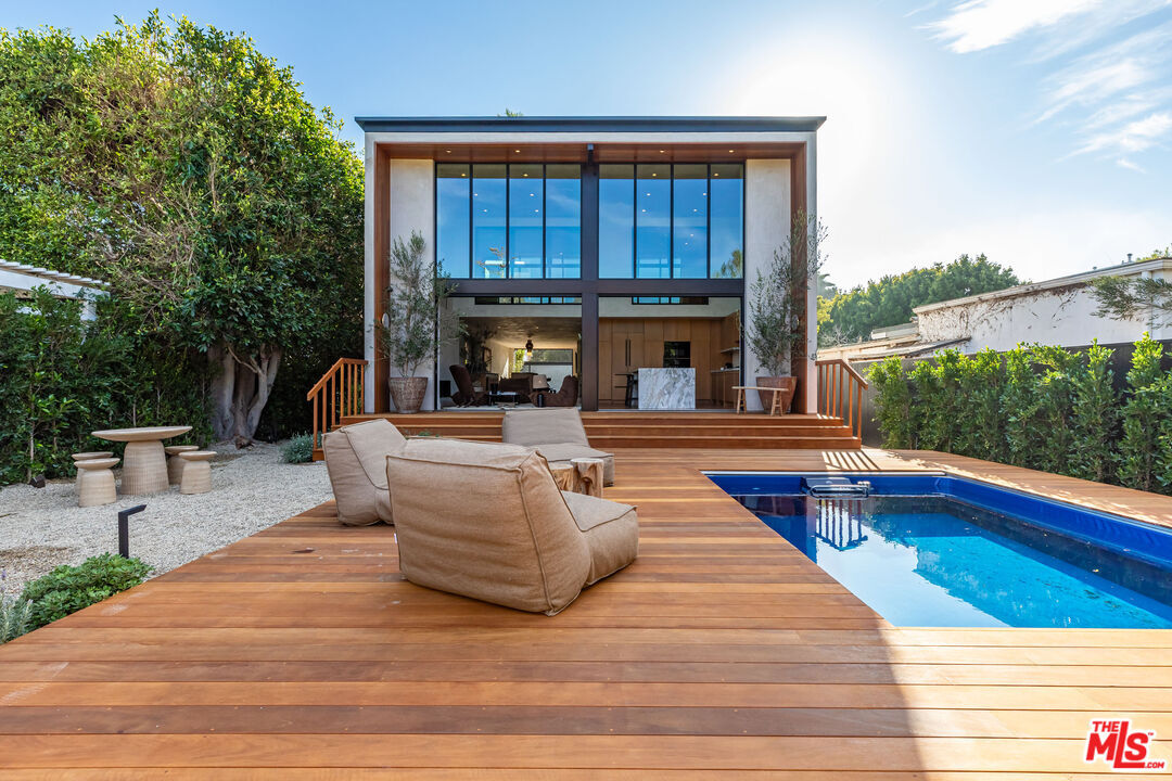 Property Photo:  23505 Malibu Colony Rd  CA 90265 