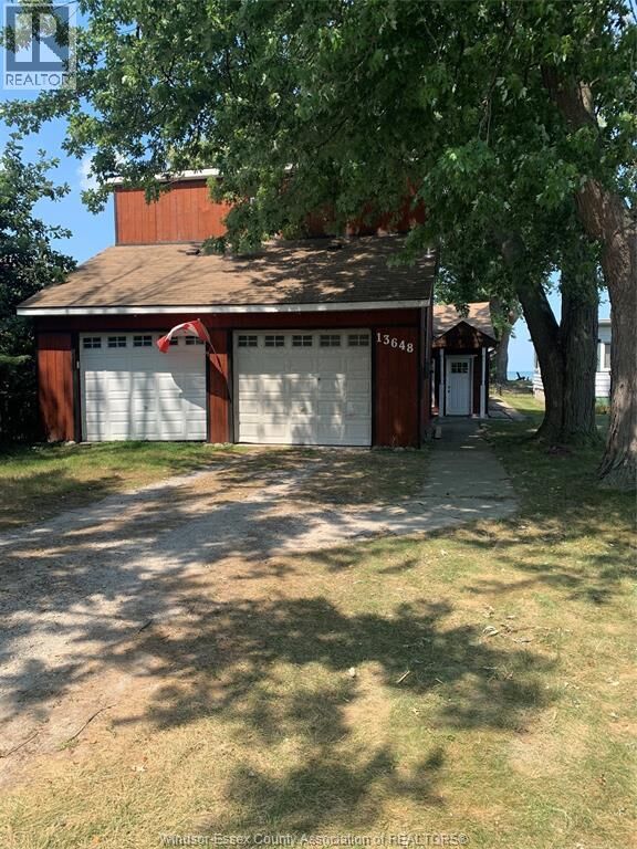 Property Photo:  13648 Riverside Drive East  ON N8N 2M8 