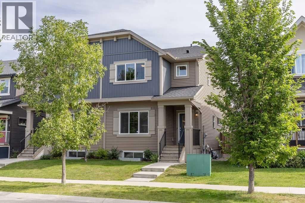 Property Photo:  338 Fireside Boulevard  AB T4C 0Z3 