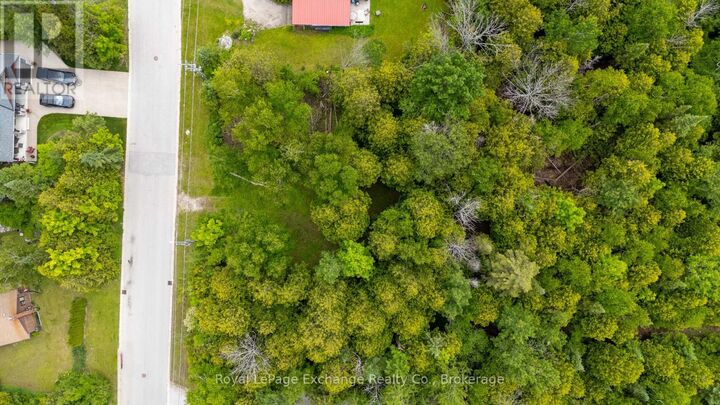 Property Photo:  Elm Street East  ON N0H 2L0 