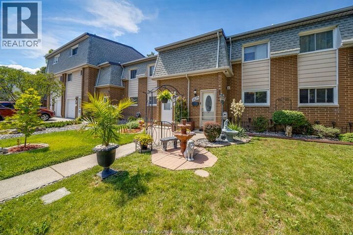 Property Photo:  2629 Vine Court 54  ON N8T 2X4 
