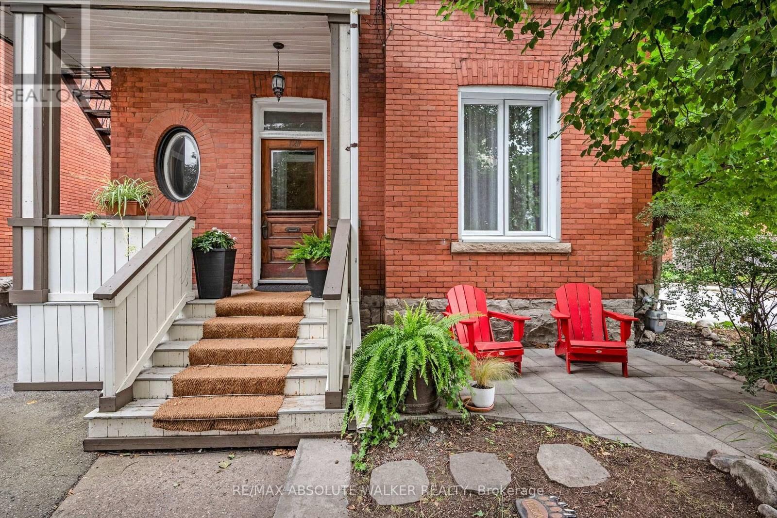 Property Photo:  120 Strathcona Avenue  ON K1S 1X6 