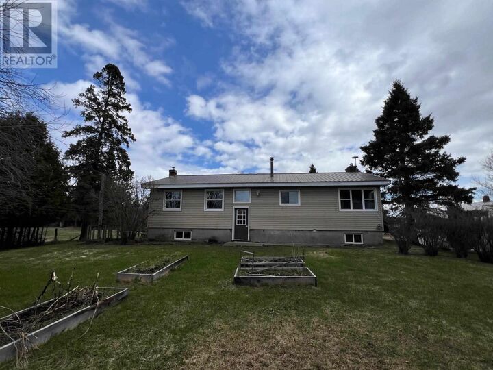 Property Photo:  826 I Line Rd  ON P0R 1J0 