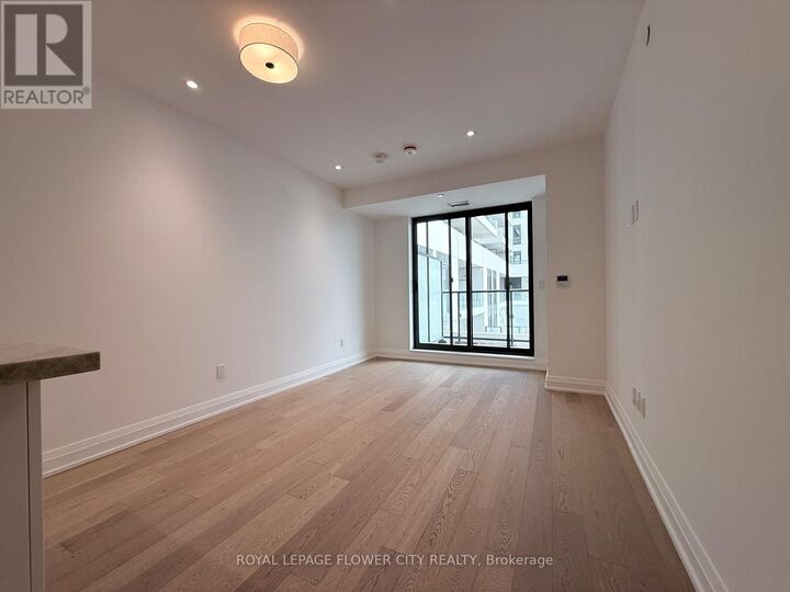 Property Photo:  505 Glencairn Avenue 301  ON M6B 0B2 