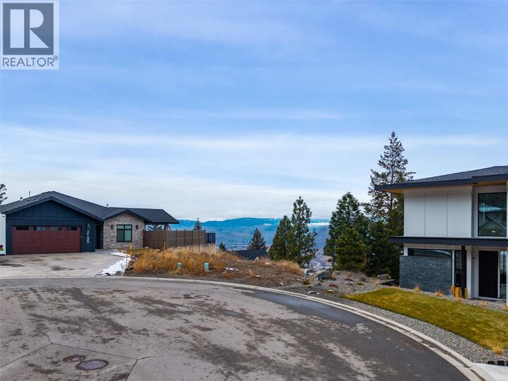 Property Photo:  2189 Lupin Court  BC V2E 0E2 
