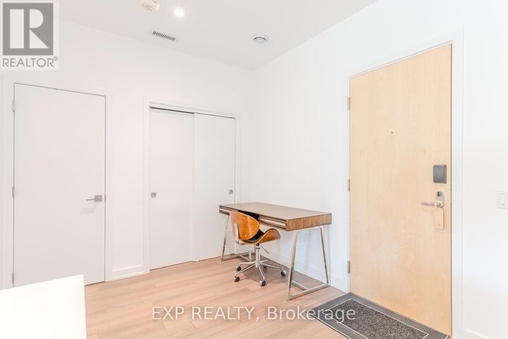 Property Photo: 120 Carrick Trail 102 ON P1P 0B6