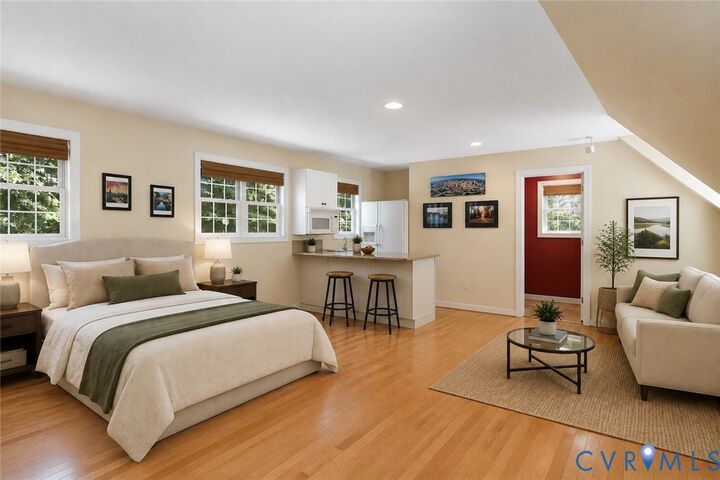 Property Photo:  604 Cross Ridge Ln  VA 23103 