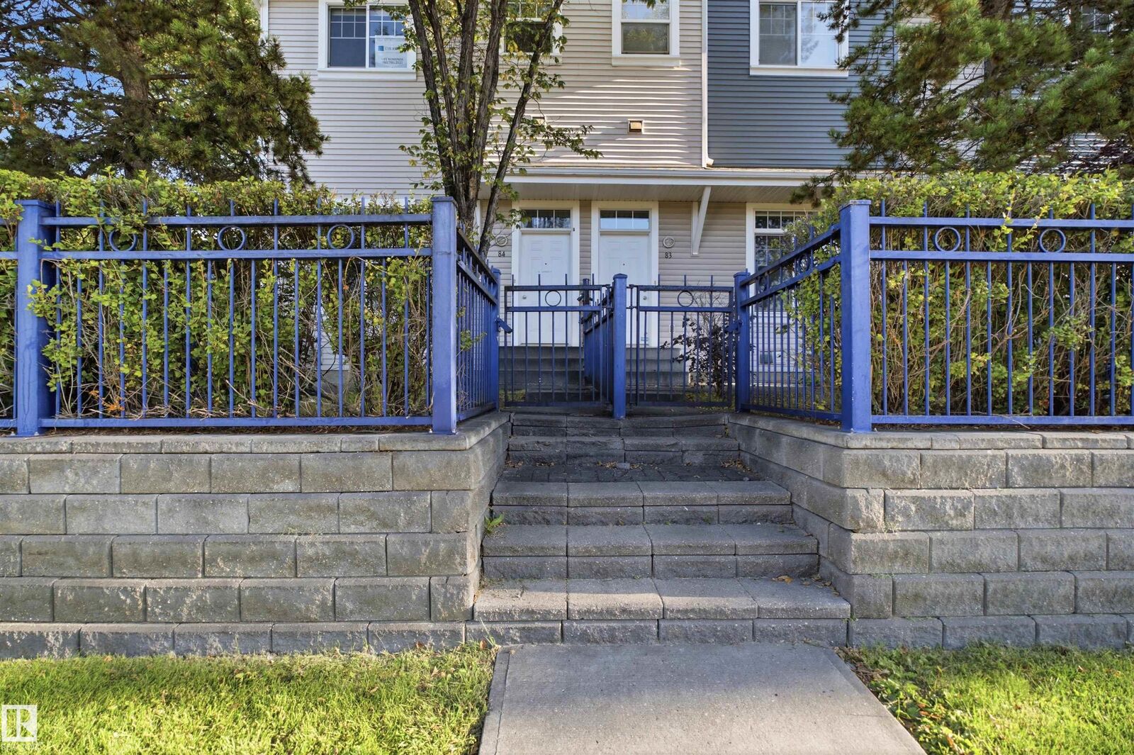 Property Photo: 8304 11 Avenue SW 84 AB T6X 1J8