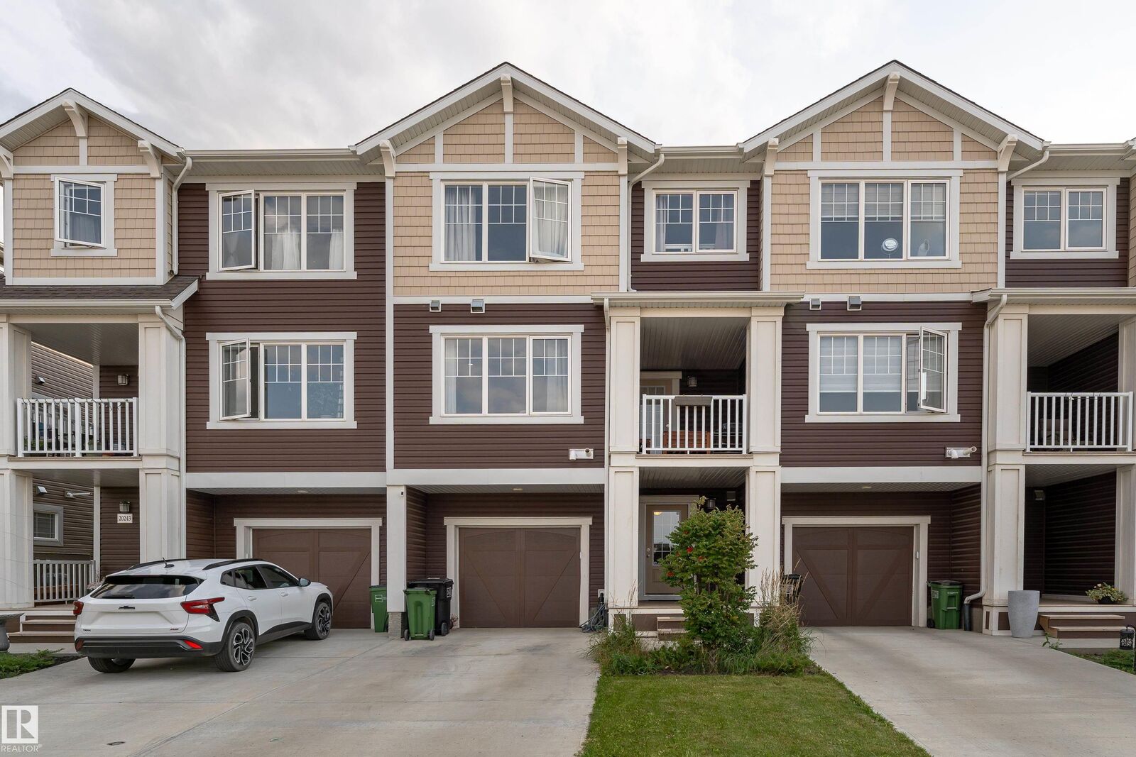 Property Photo: 20247 16 Avenue NW AB T6M 1K8