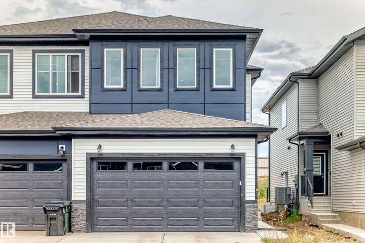 Property Photo:  215 Savoy Crescent  AB T8H 3A8 