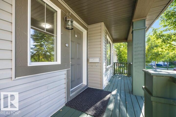 Property Photo:  1526 35B Av NW  AB T6T 0M7 