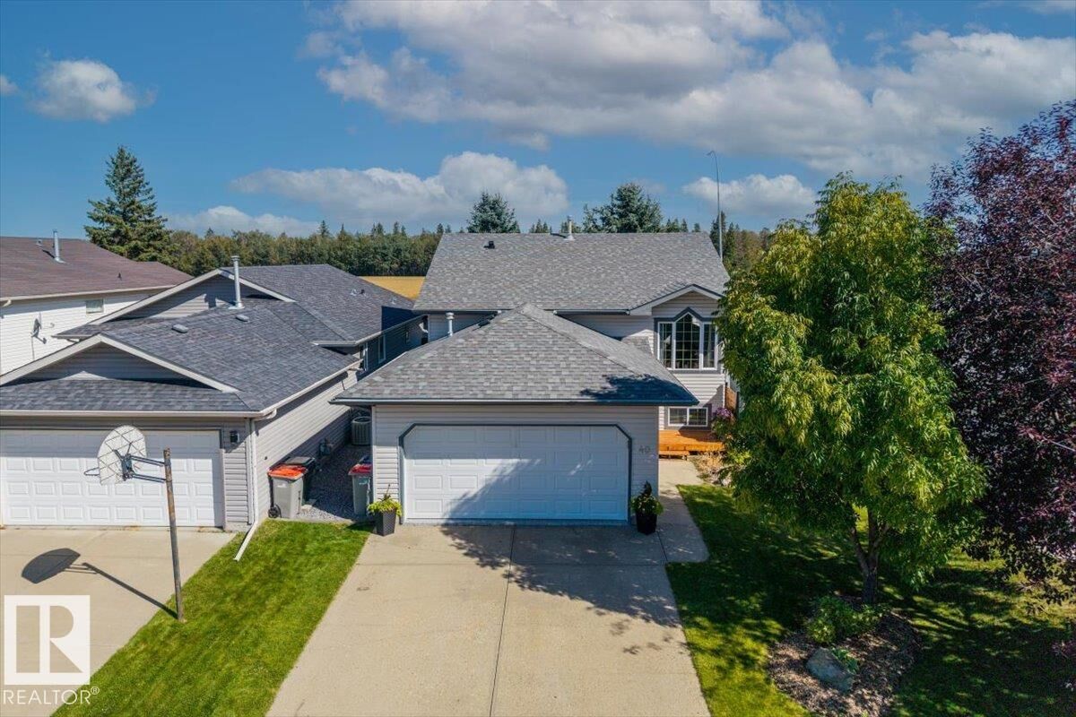 Property Photo:  40 Hampton Place  AB T7Z 2K7 