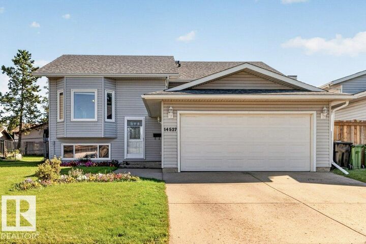 Property Photo:  14527 32 Street NW  AB T5Y 2L2 