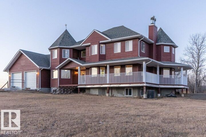 Property Photo:  3202 Twp Road 572A  AB T0E 1A0 