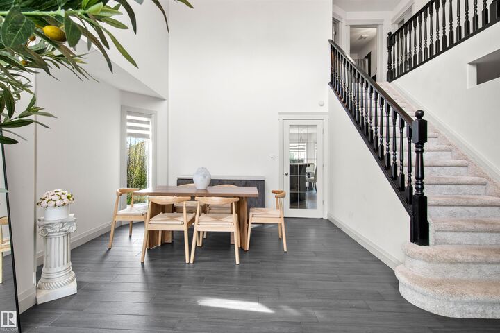 Property Photo:  10656 181 Avenue NW  AB T5X 6G4 