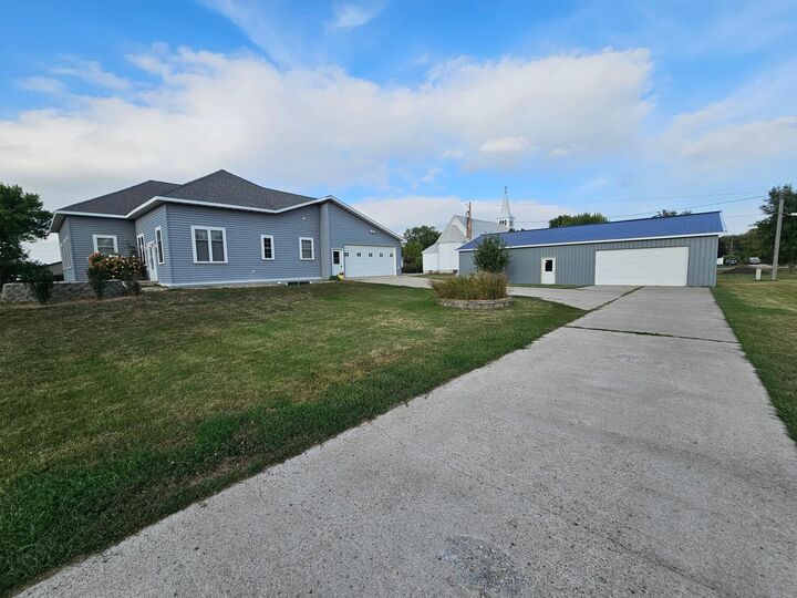 Property Photo:  205 1st Street N  ND 58030 